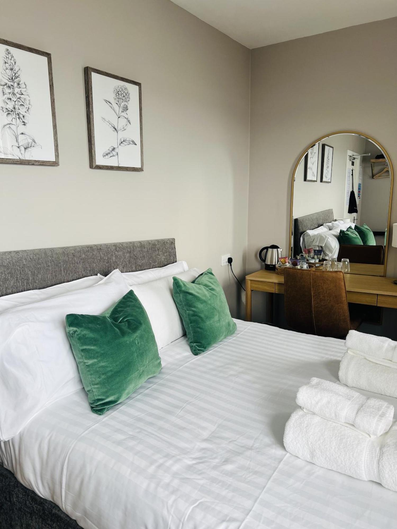 Tuckers Inn Инвергордън Екстериор снимка