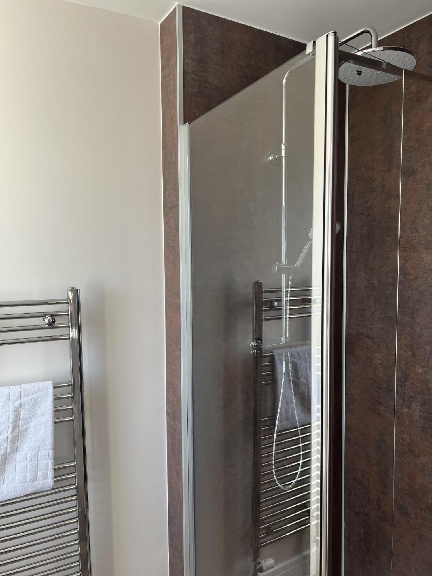 Tuckers Inn Инвергордън Екстериор снимка